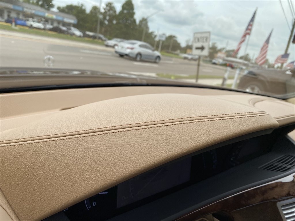2011 Mercedes-Benz S-class - $12,980
