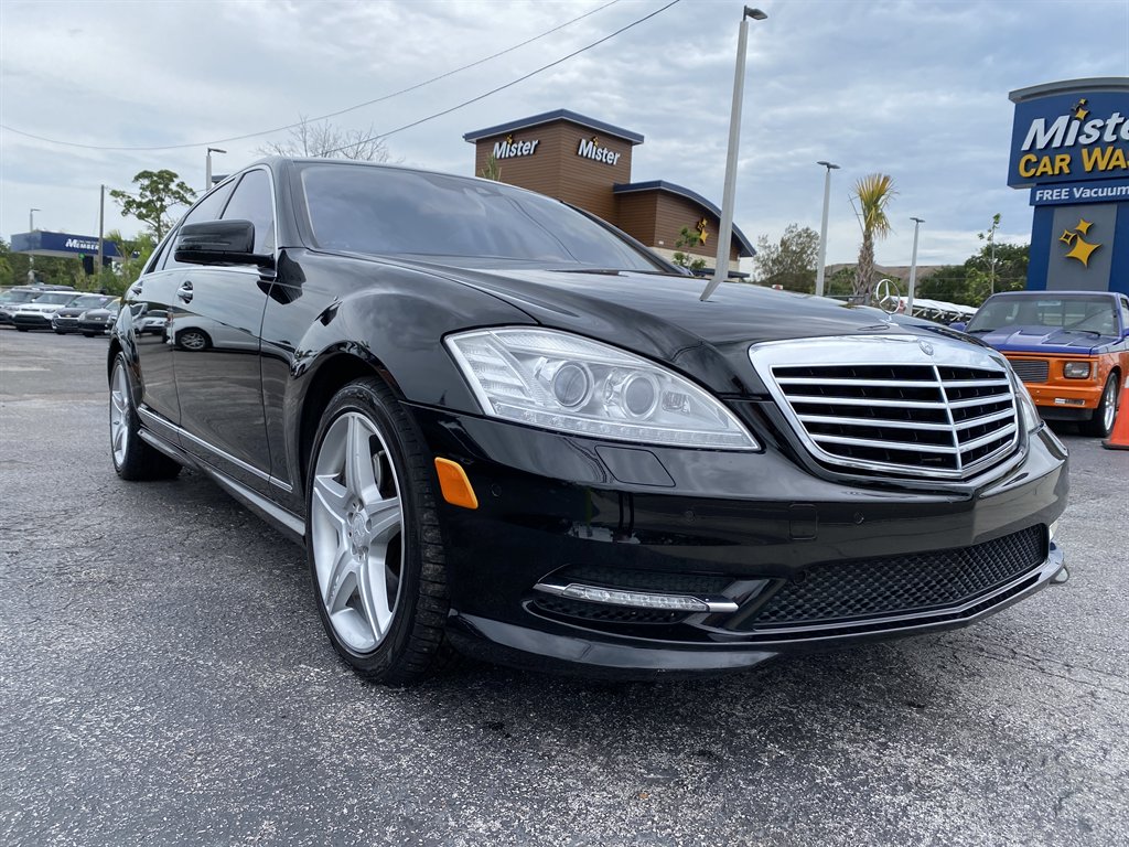 2011 Mercedes-Benz S-class - $12,980