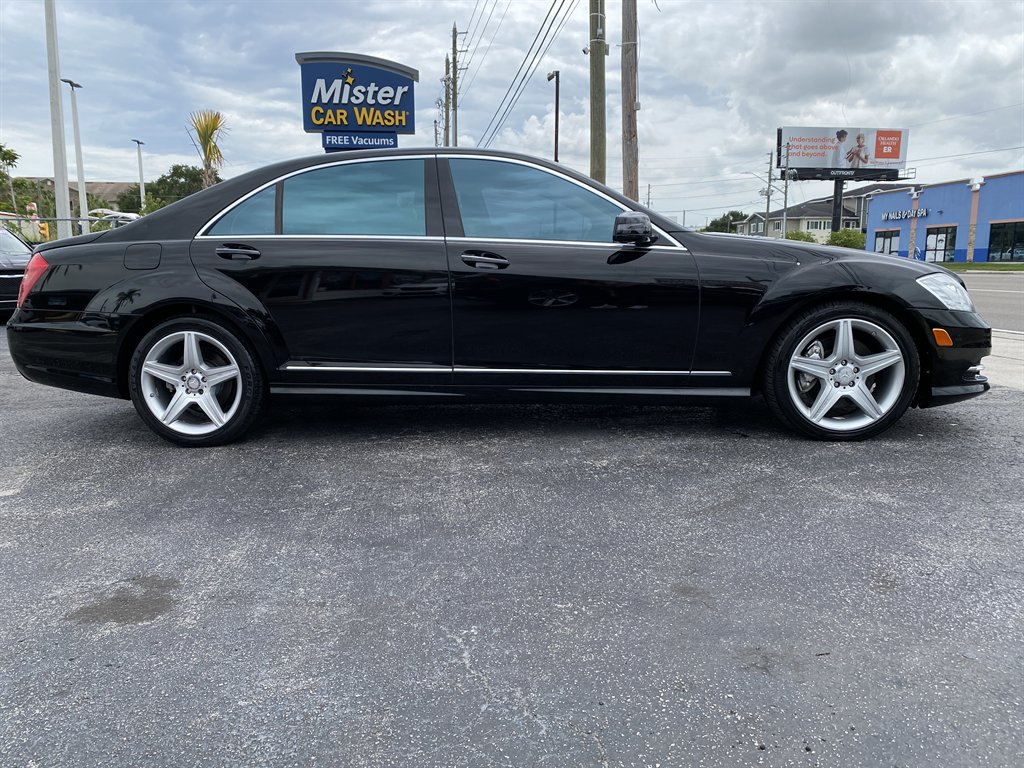 2011 Mercedes-Benz S-class - $12,980