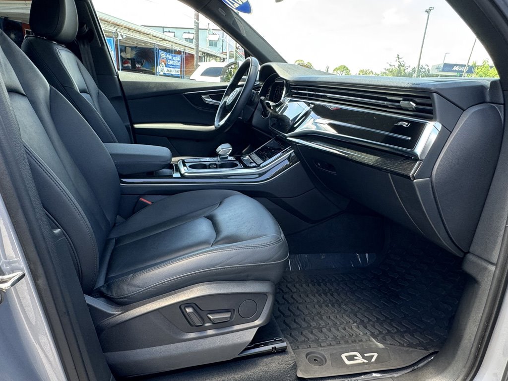 2021 Audi Q7 - $28,980