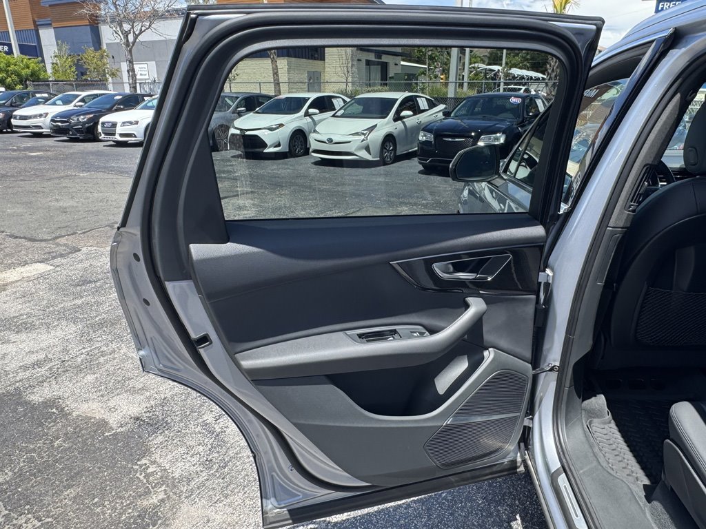 2021 Audi Q7 - $28,980