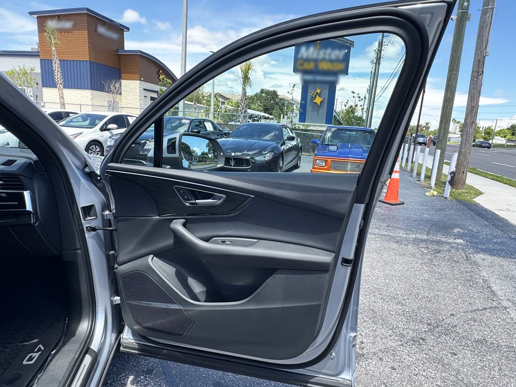 2021 Audi Q7 - $28,980