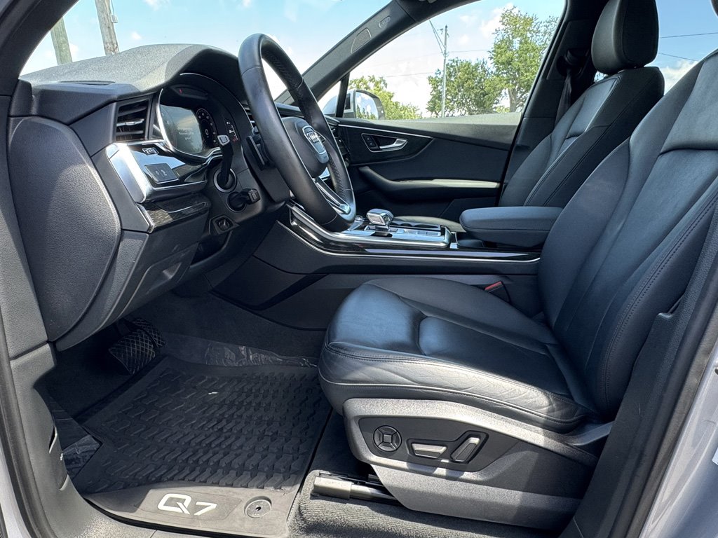 2021 Audi Q7 - $28,980