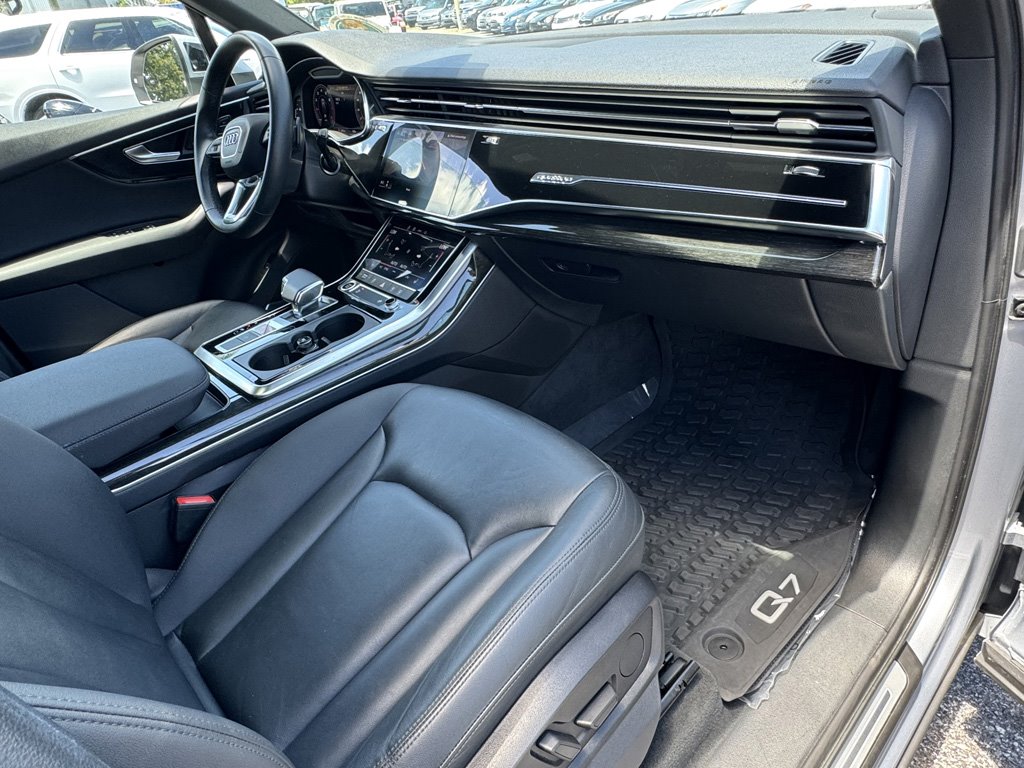 2021 Audi Q7 - $28,980