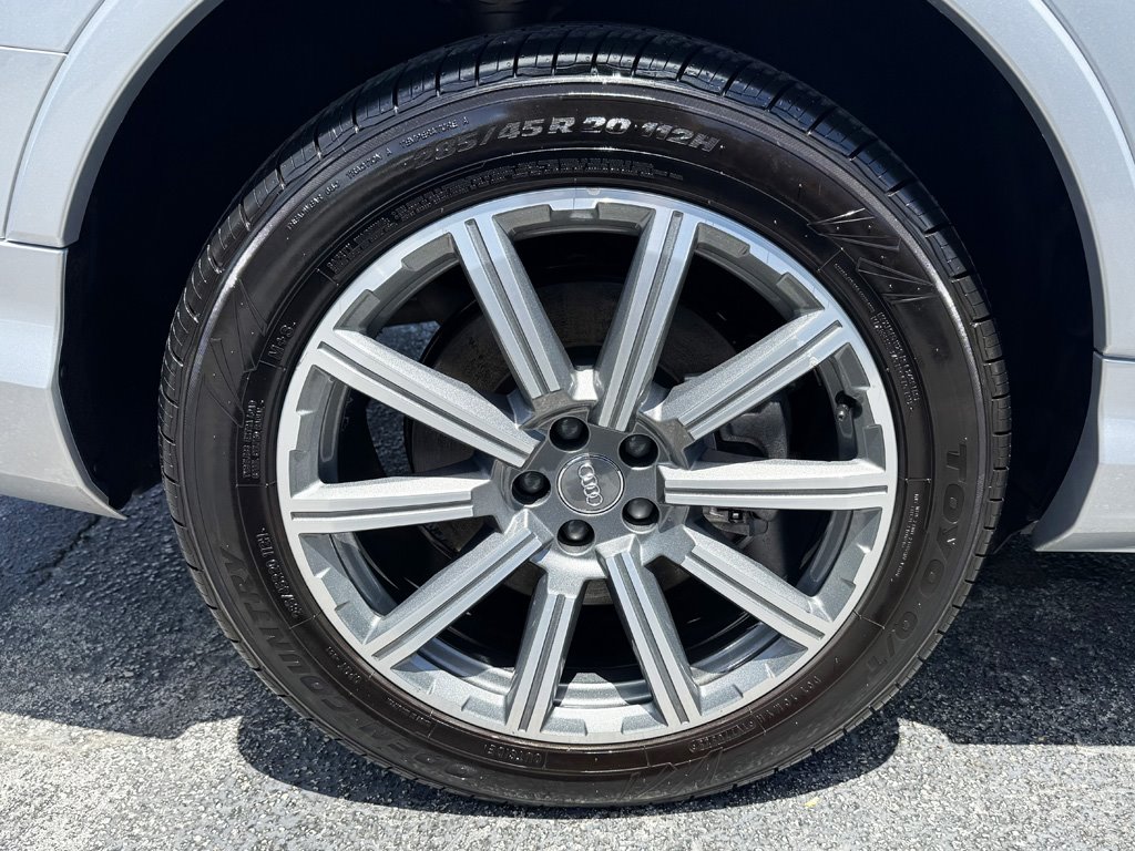 2021 Audi Q7 - $28,980