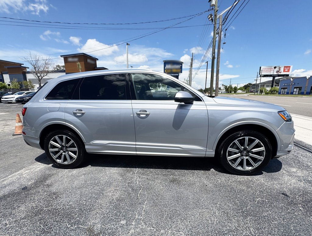 2021 Audi Q7 - $28,980