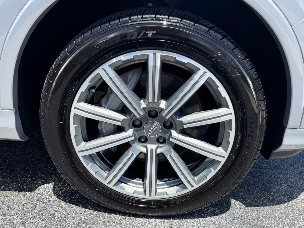 2021 Audi Q7 - $28,980