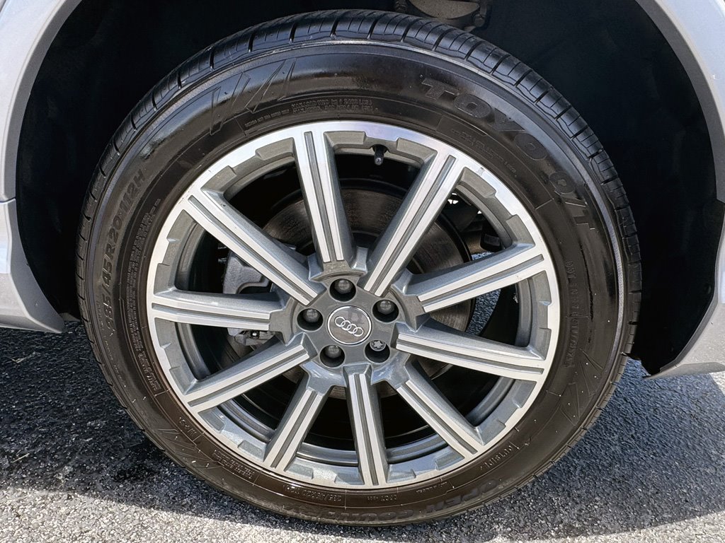 2021 Audi Q7 - $28,980