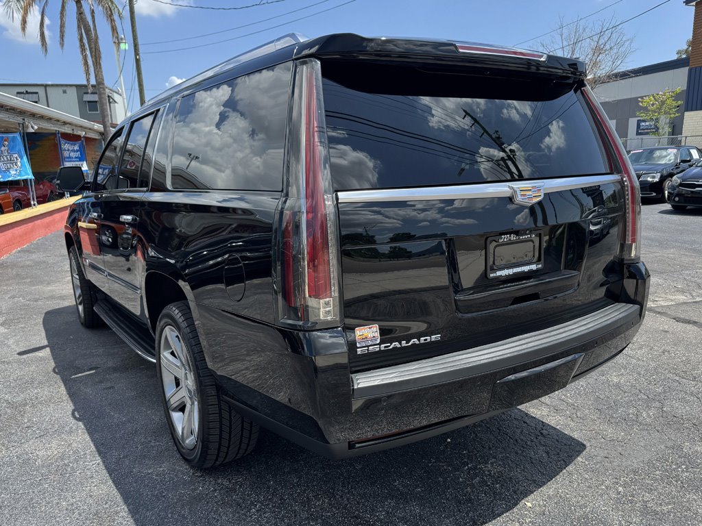 2018 Cadillac Escalade - $27,980