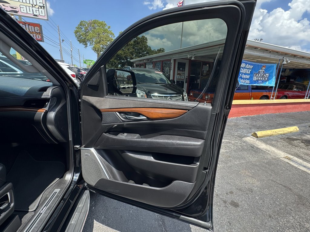 2018 Cadillac Escalade - $27,980
