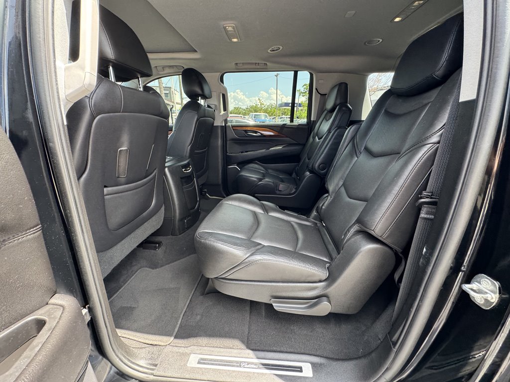2018 Cadillac Escalade - $27,980