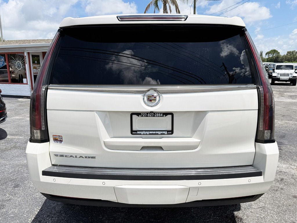 2015 Cadillac Escalade - $24,980