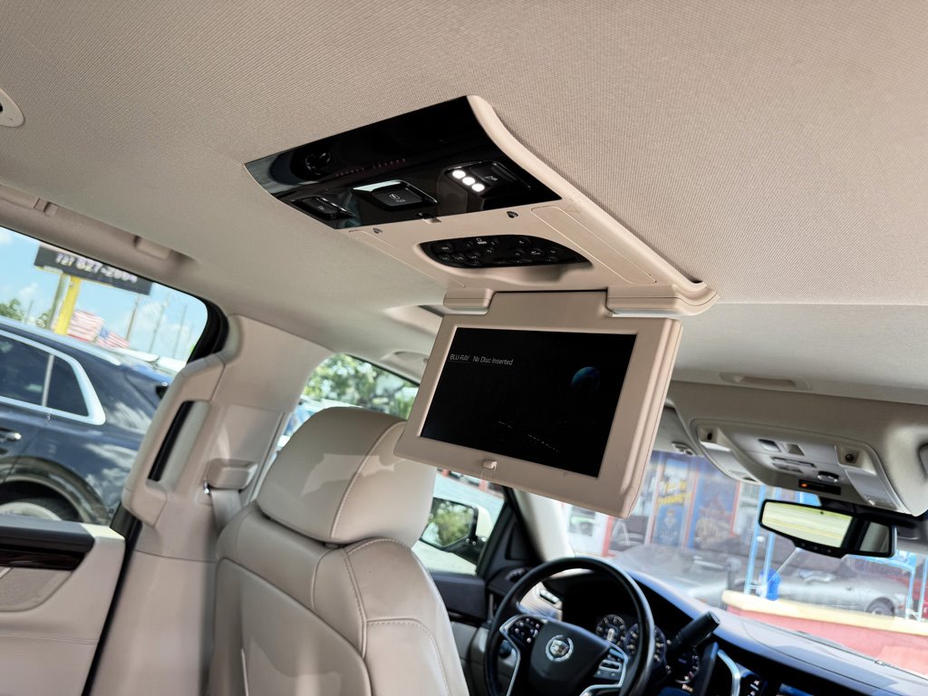 2015 Cadillac Escalade - $24,980