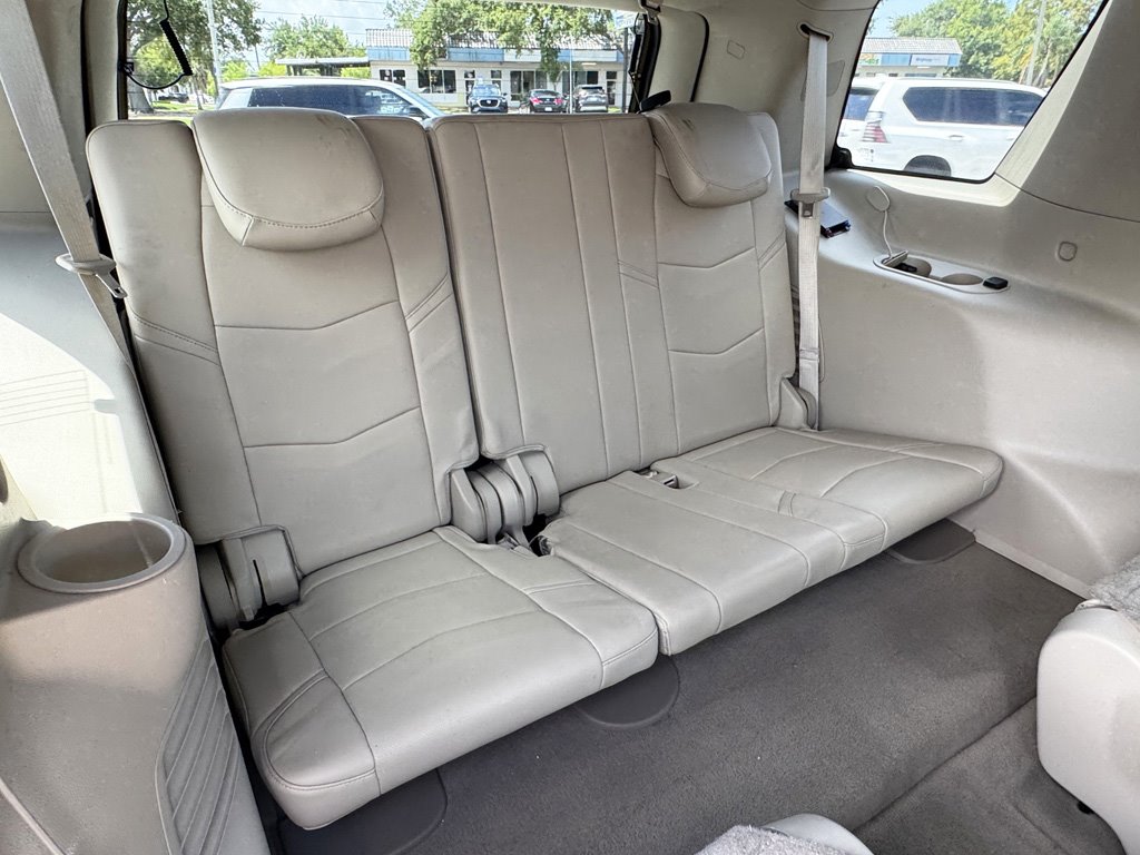 2015 Cadillac Escalade - $24,980