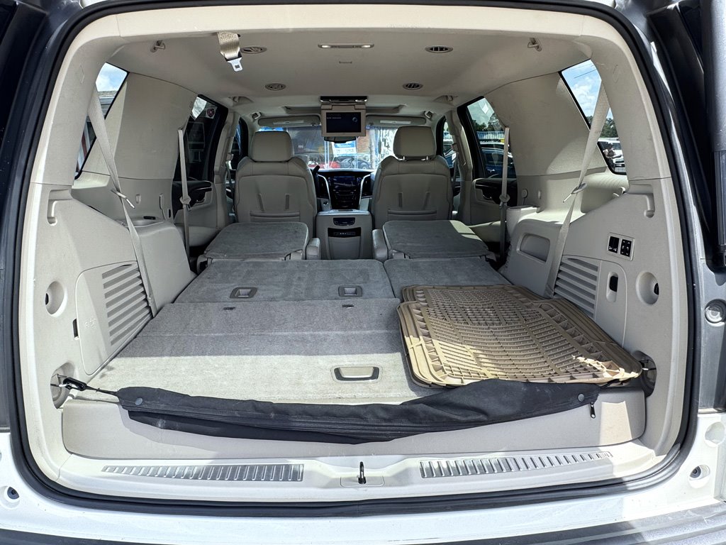 2015 Cadillac Escalade - $24,980