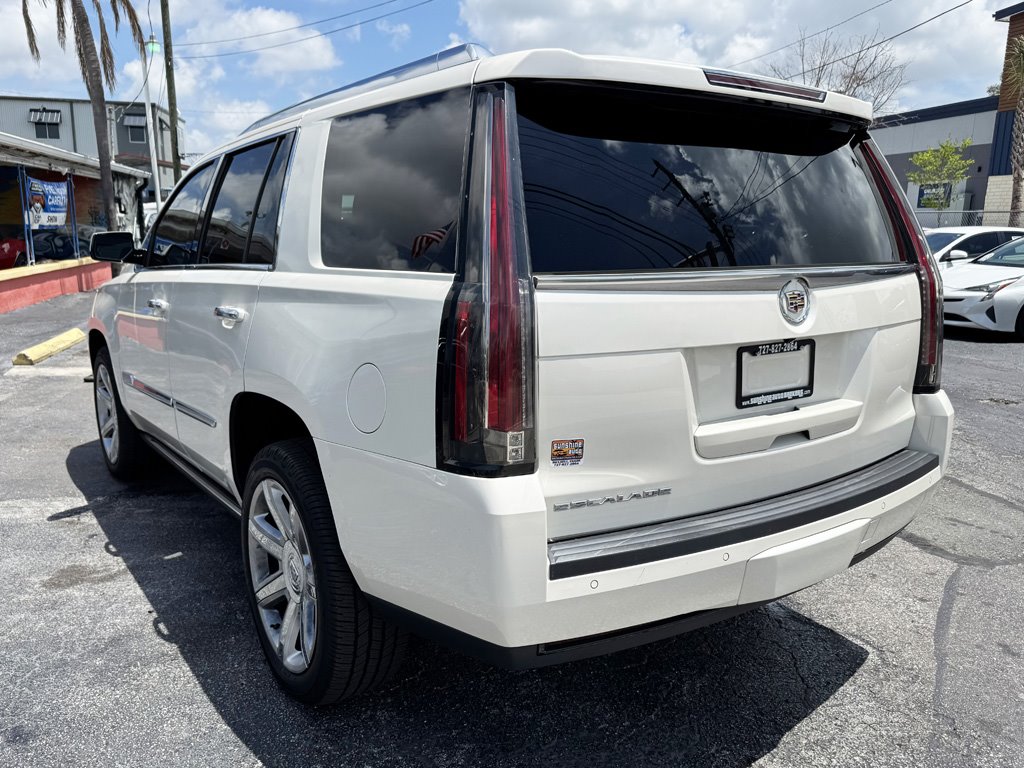 2015 Cadillac Escalade - $24,980