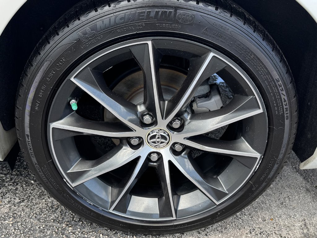2015 Toyota Camry - $16,980