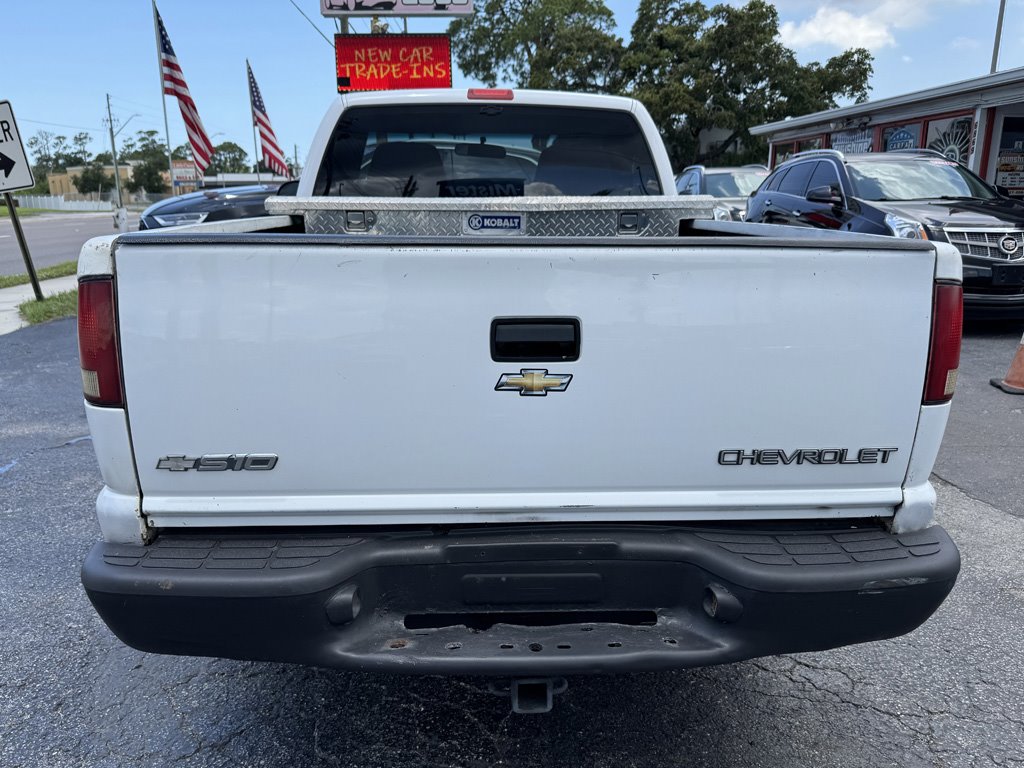 2002 Chevrolet S10 - $7,980