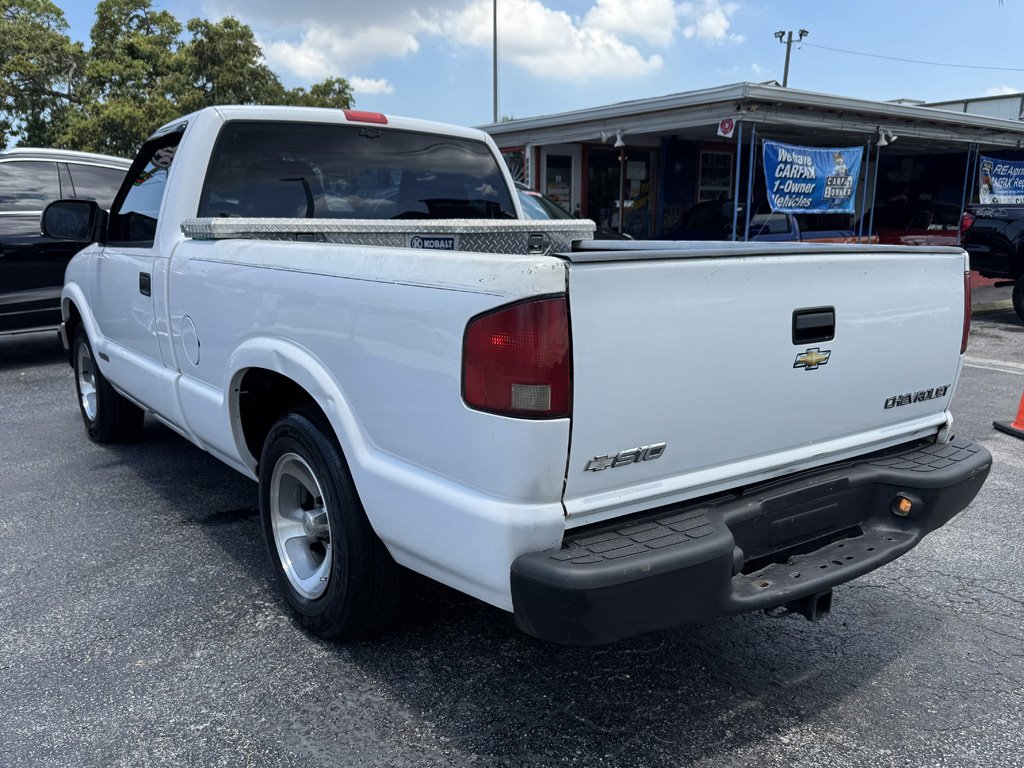 2002 Chevrolet S10 - $7,980