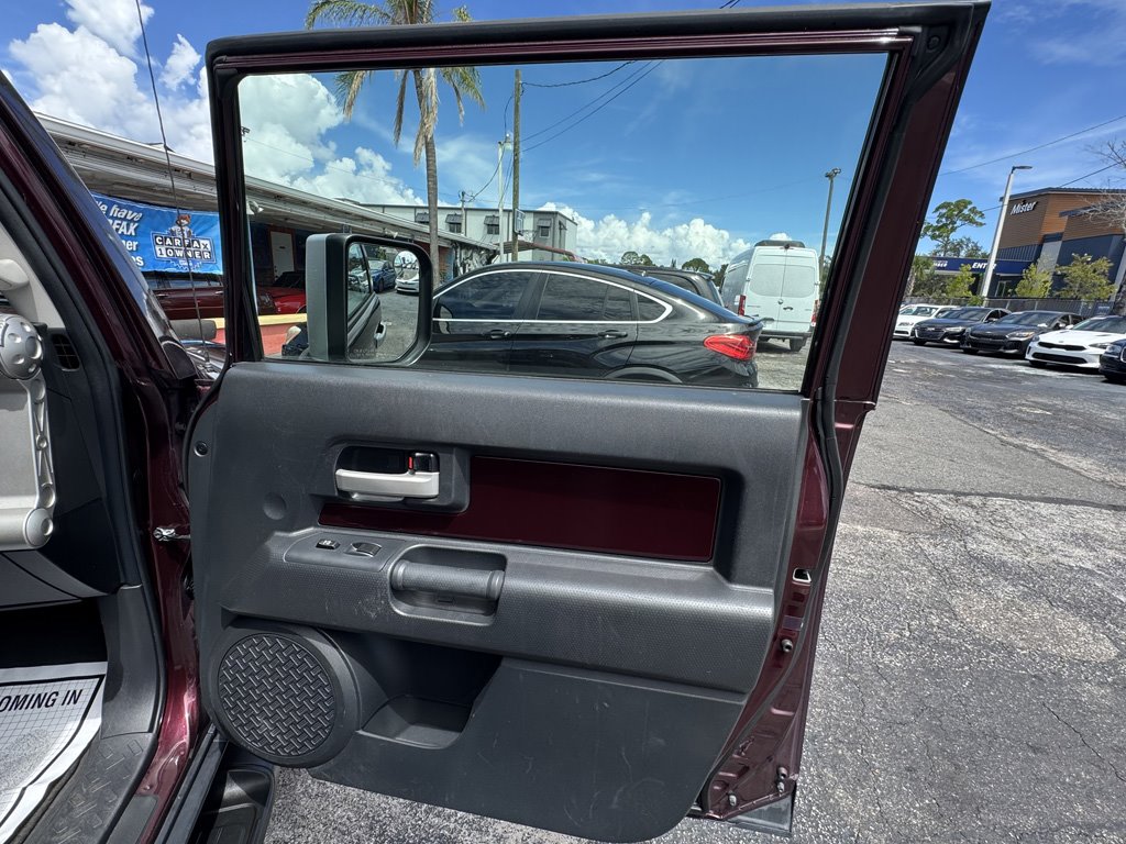 2007 Toyota FJ Cruiser - $19,980