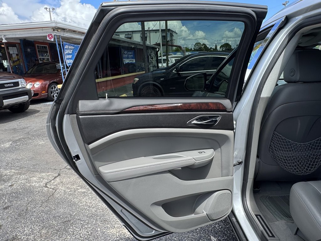 2010 Cadillac SRX - $11,980