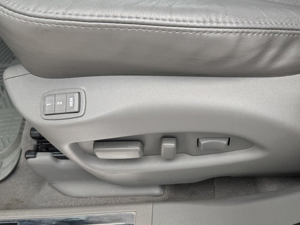 2010 Cadillac SRX - $11,980