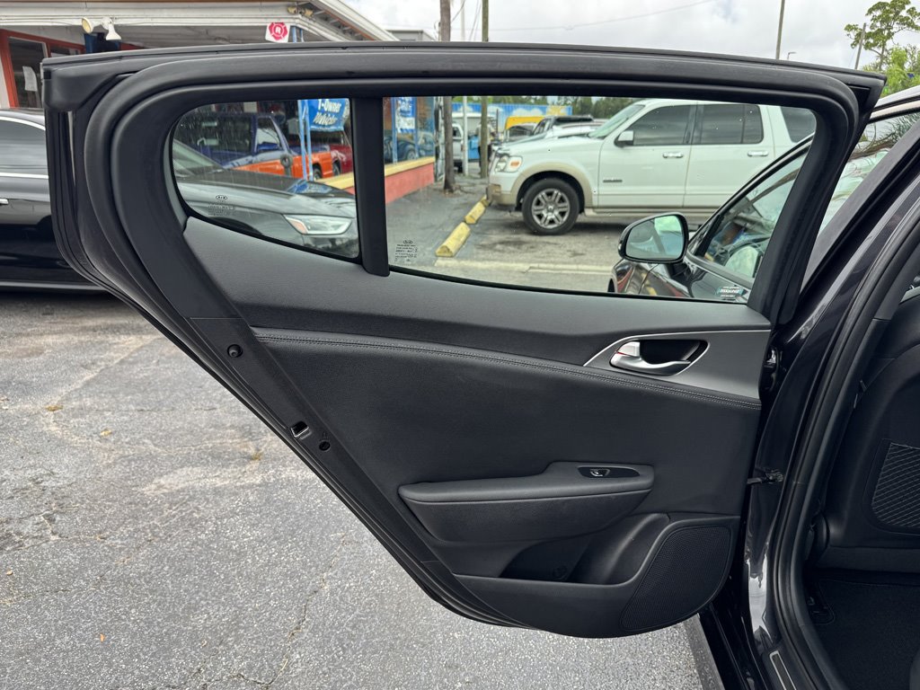 2019 Kia Stinger - $19,980