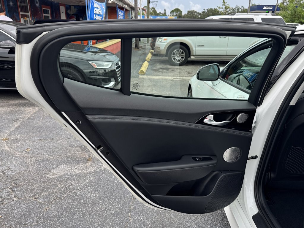 2019 Kia Stinger - $20,980