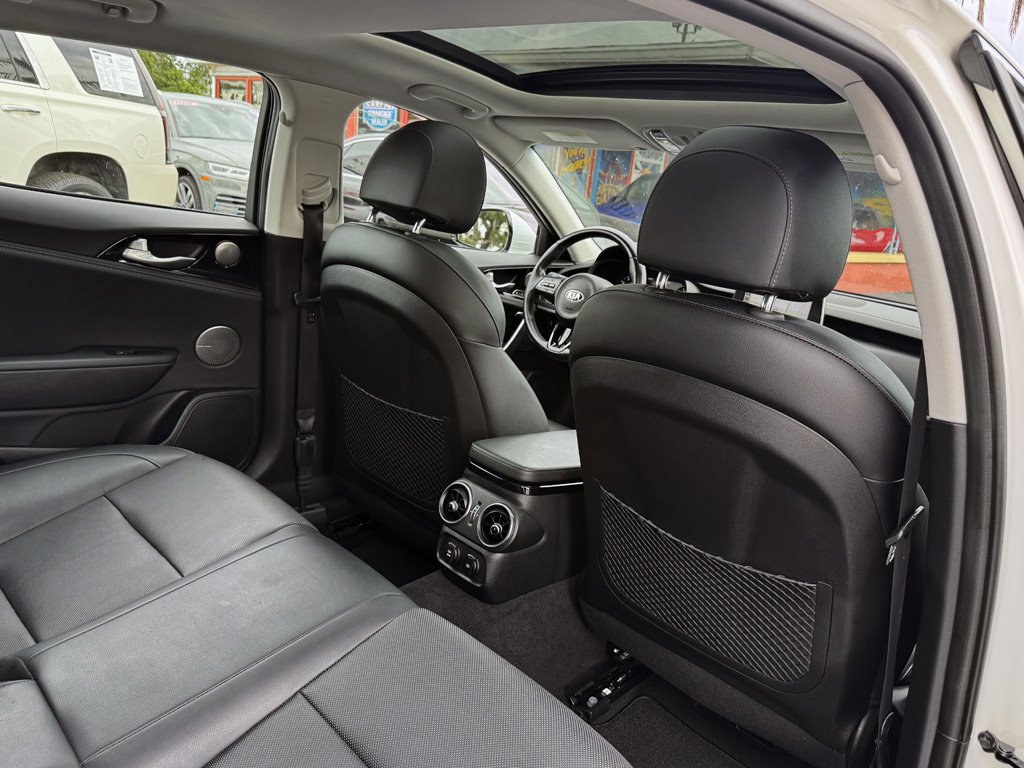 2019 Kia Stinger - $20,980