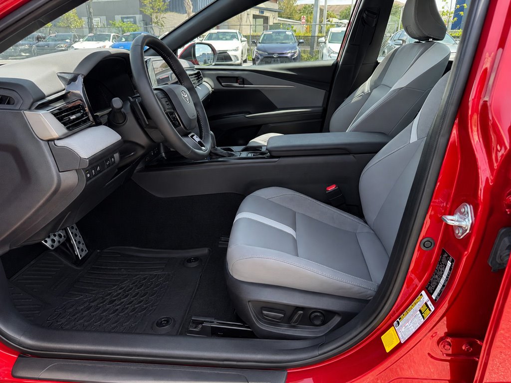 2025 Toyota Camry - $31,980