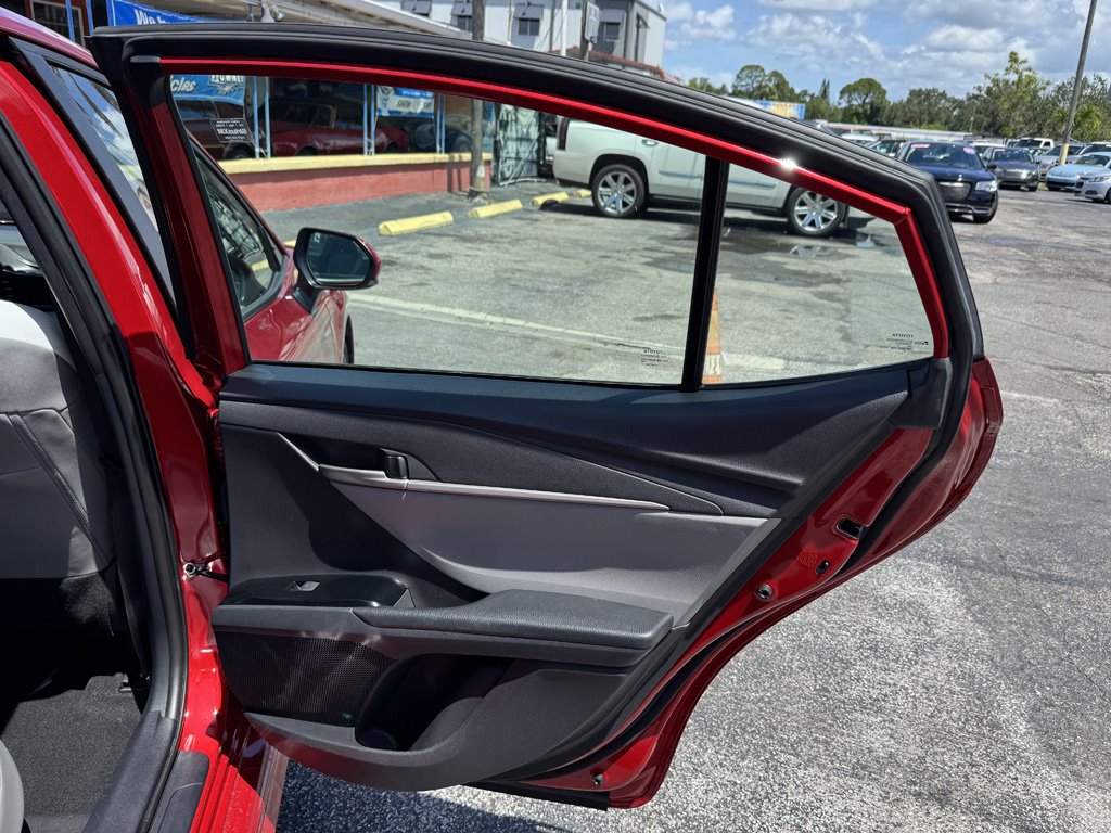 2025 Toyota Camry - $31,980