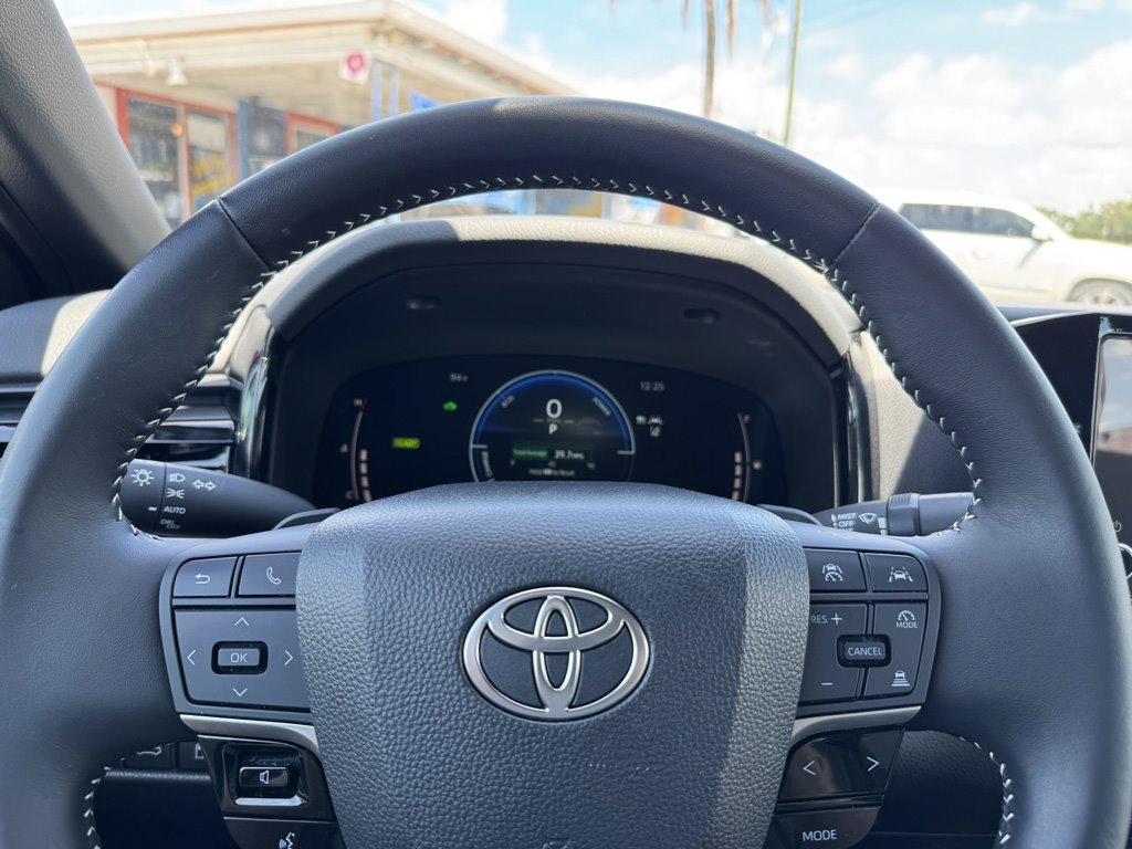 2025 Toyota Camry - $31,980