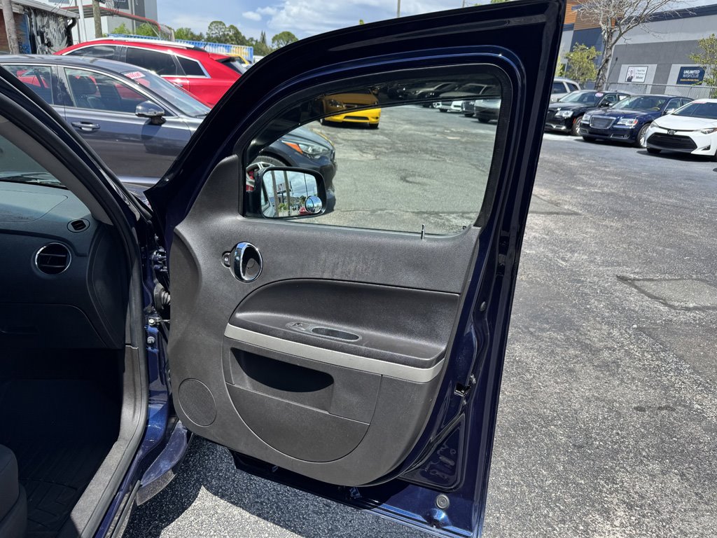 2010 Chevrolet HHR - $5,980