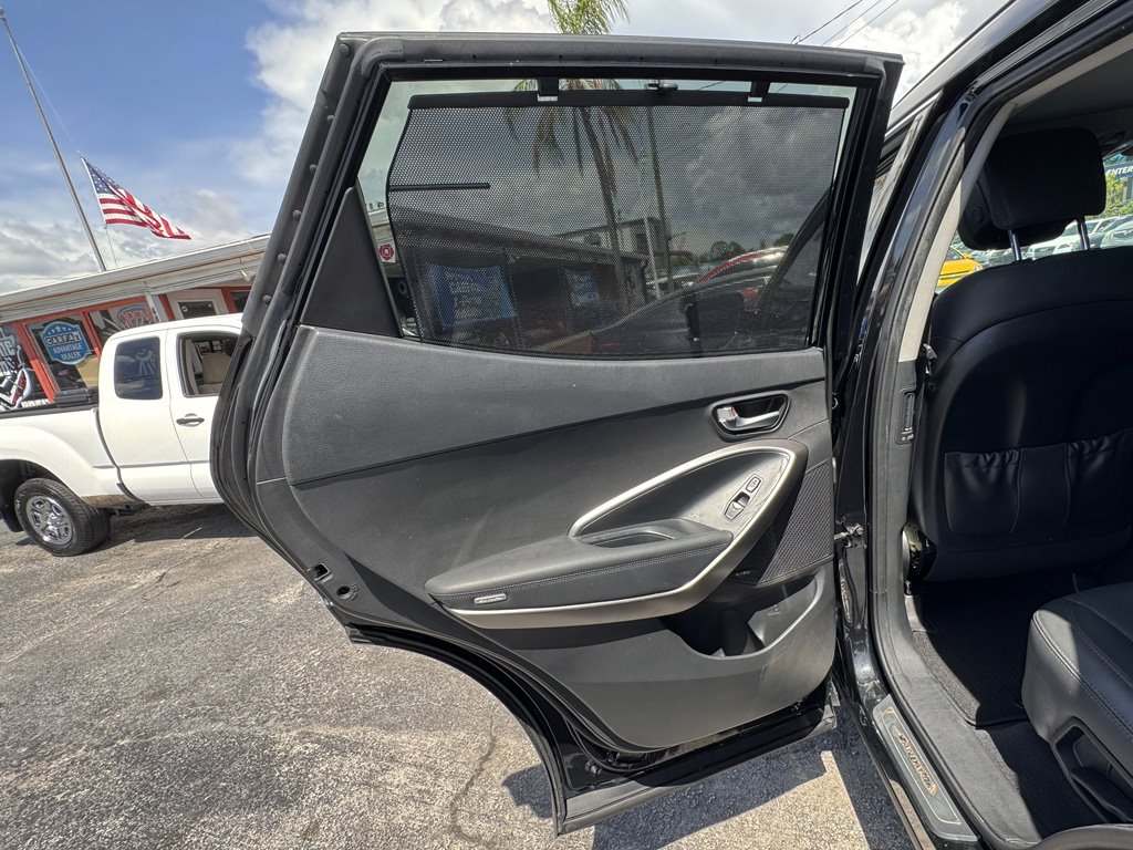 2017 Hyundai Santa Fe - $12,980