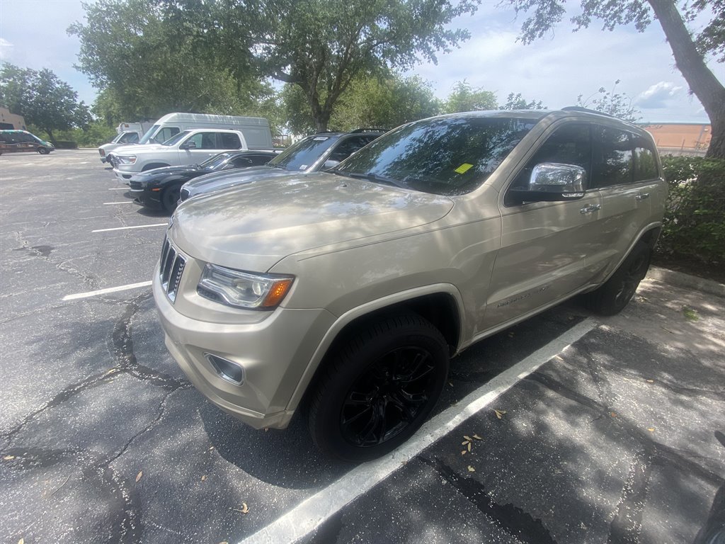 2014 Jeep Cherokee - $18,000