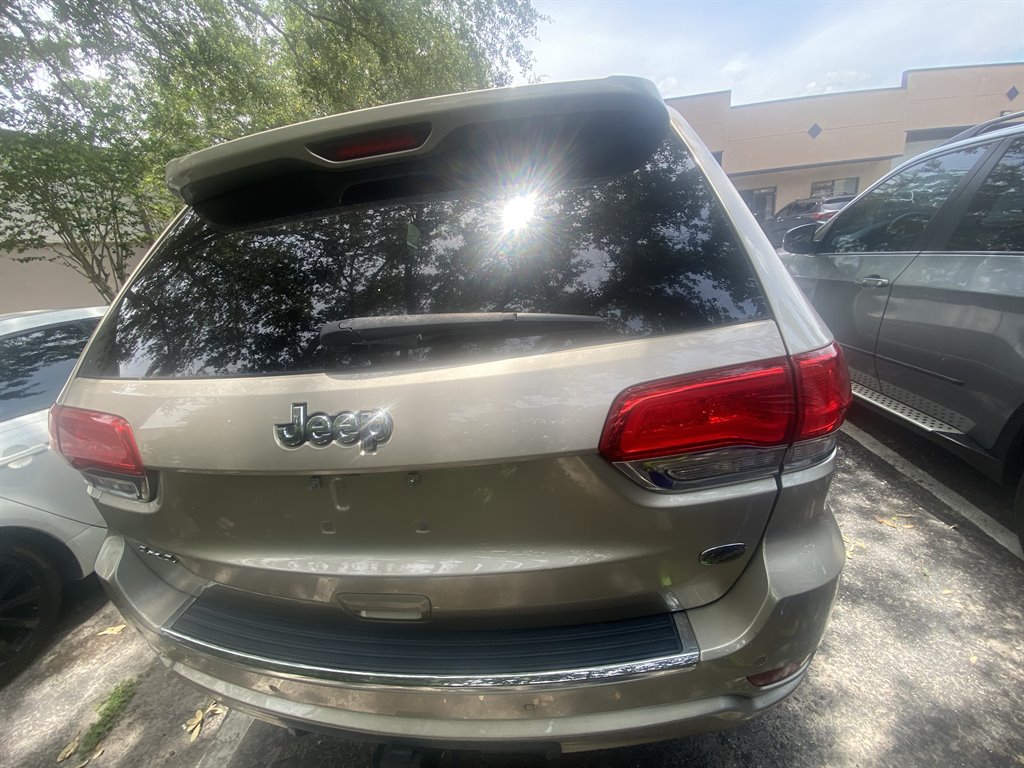 2014 Jeep Cherokee - $18,000