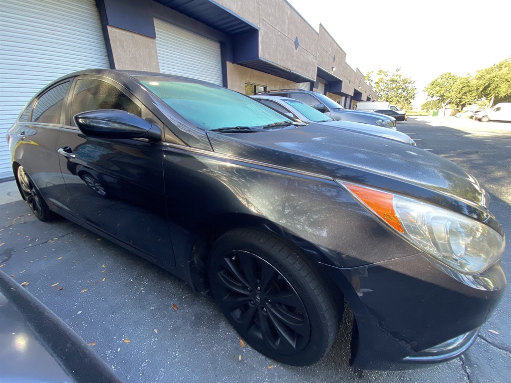 2013 Hyundai Sonata - $8,995