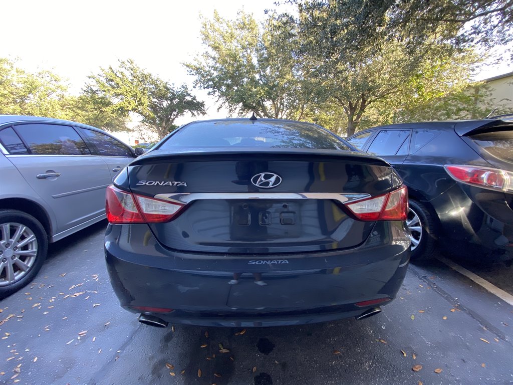 2013 Hyundai Sonata - $8,995