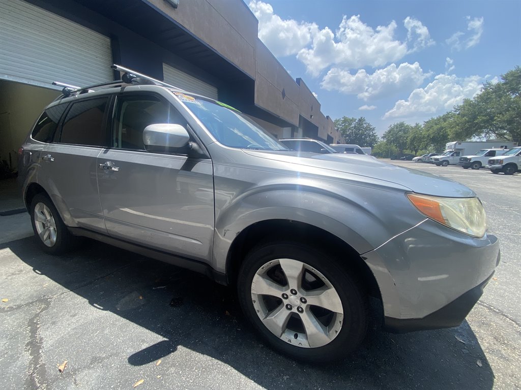 2010 Subaru Forester 2.5XT Limited photo