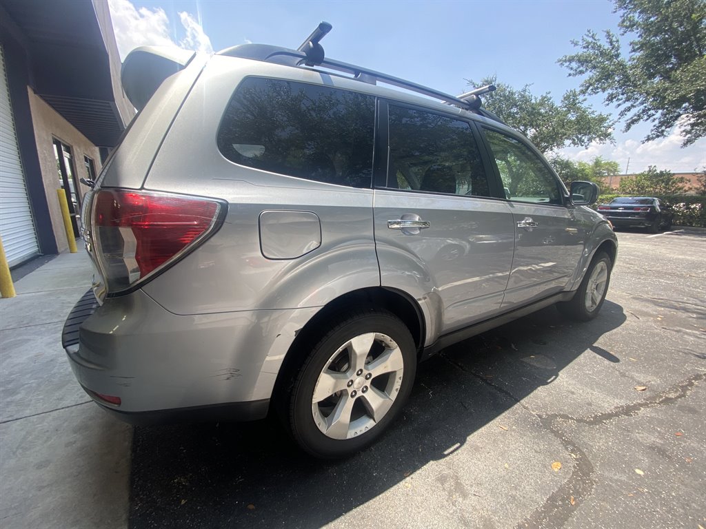 2010 Subaru Forester 2.5XT Limited photo