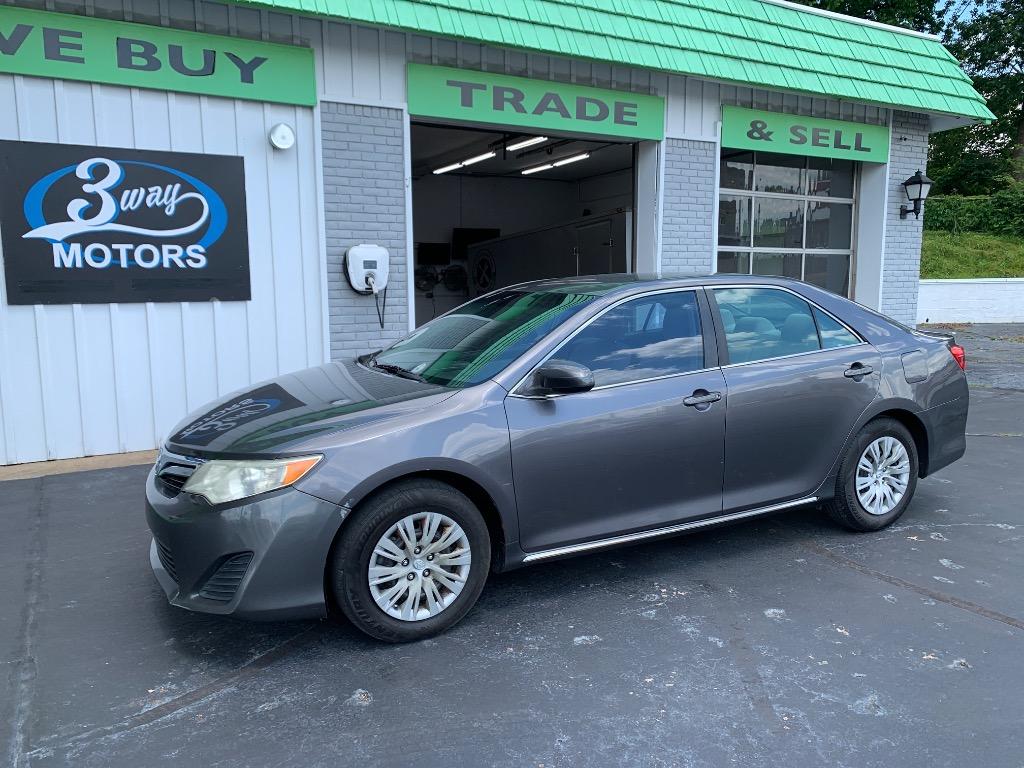 2014 Toyota Camry LE