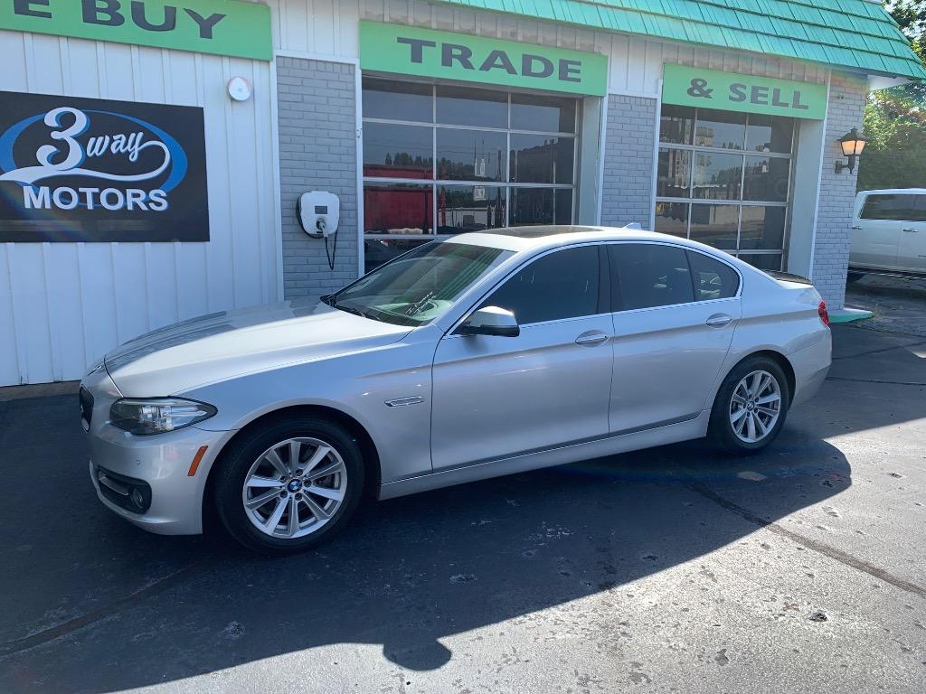 2015 BMW 5 Series 528i