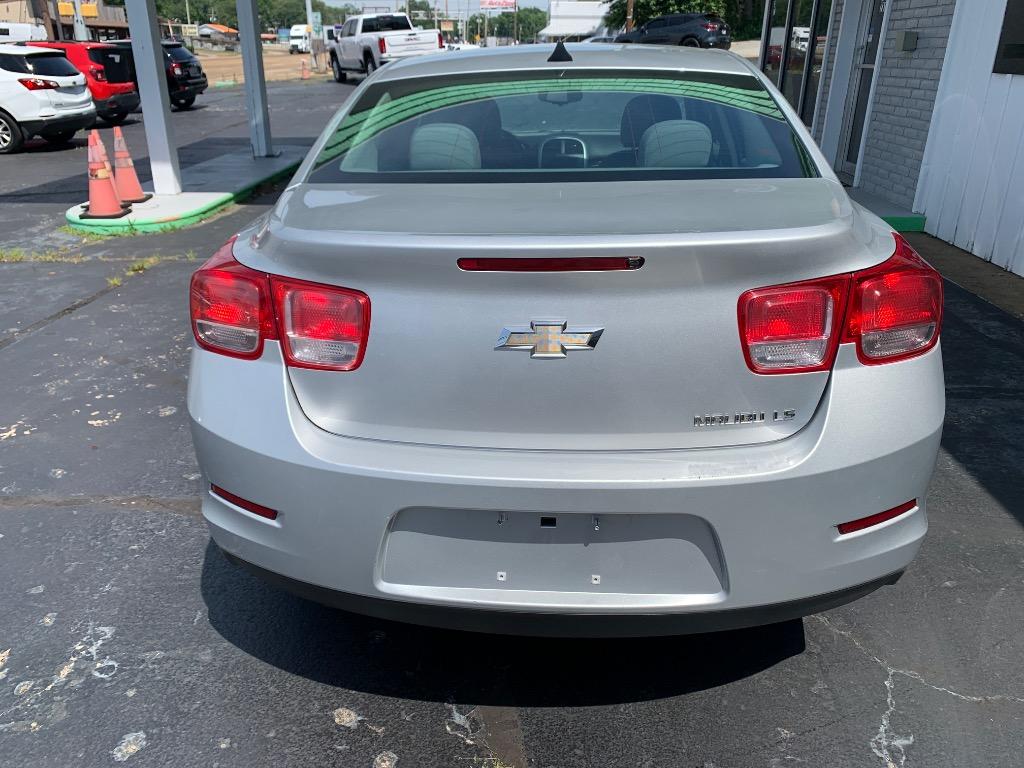 2014 Chevrolet Malibu - $9,250