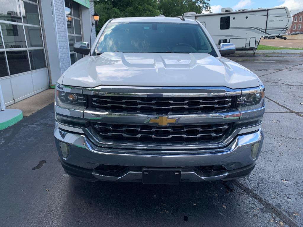 2017 Chevrolet Silverado - $22,250