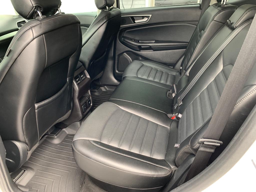 2017 Ford Edge - $11,250