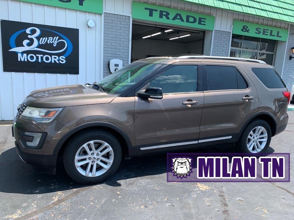2016 Ford Explorer - $12,175