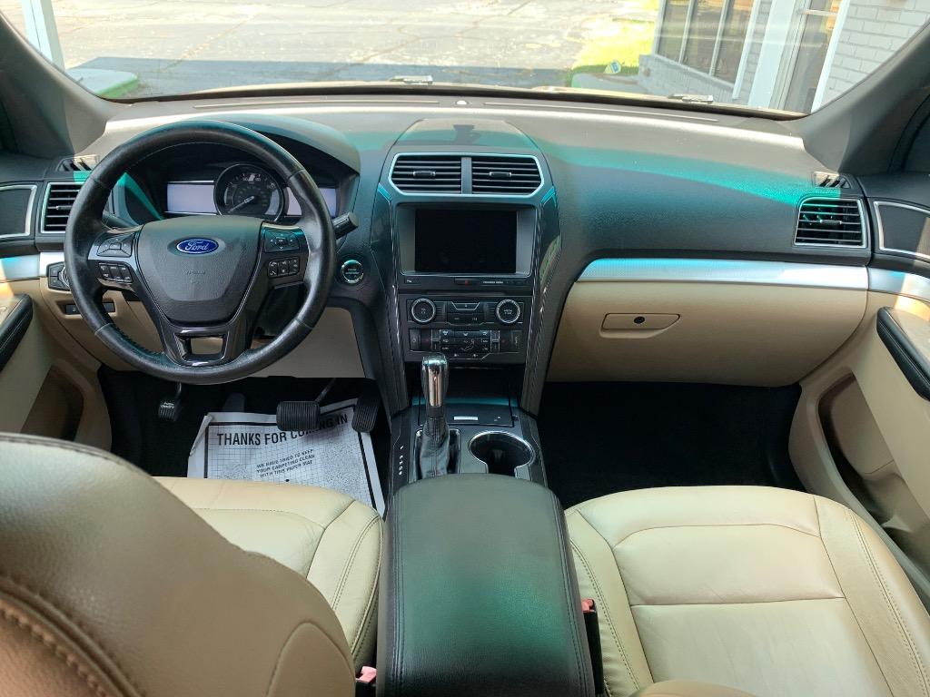 2016 Ford Explorer - $12,175