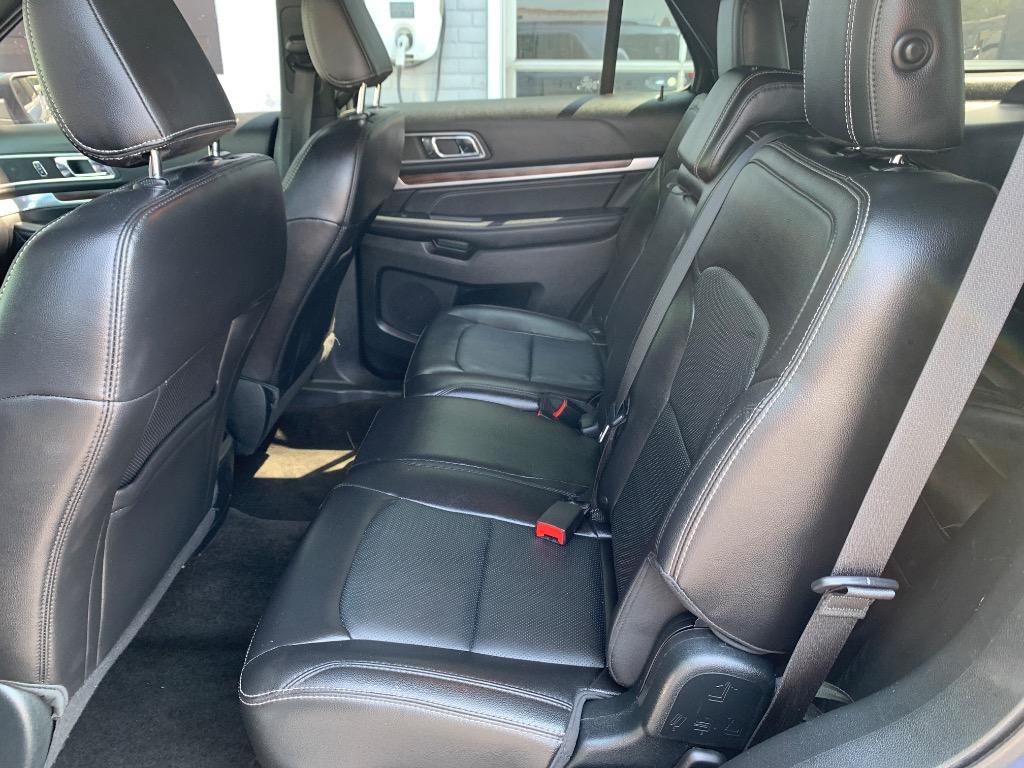 2018 Ford Explorer - $16,995