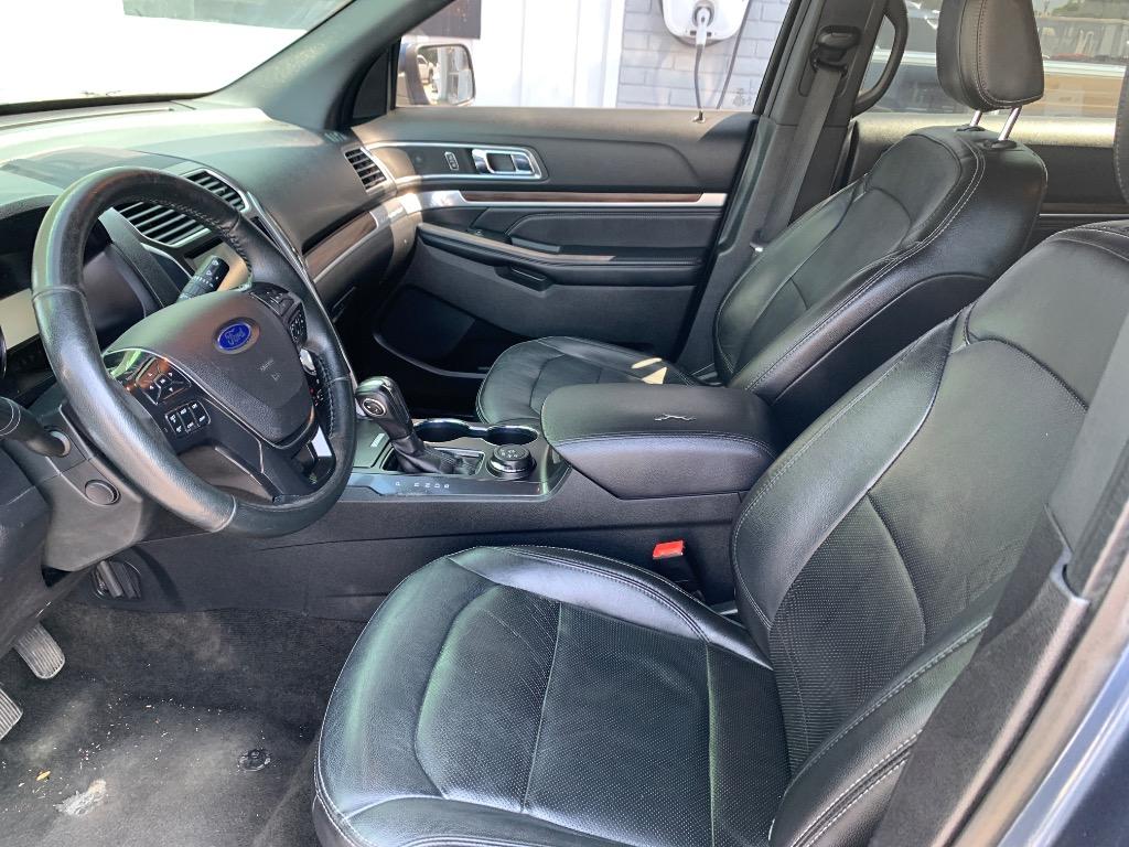 2018 Ford Explorer - $16,995