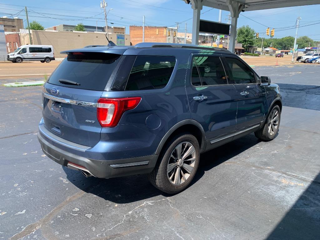 2018 Ford Explorer - $16,995